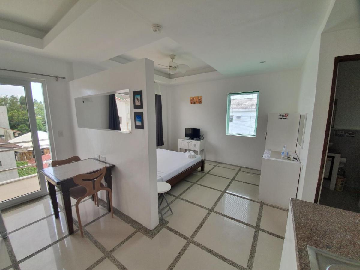 Clubboracay Apartelle Hotel Balabag  Ngoại thất bức ảnh