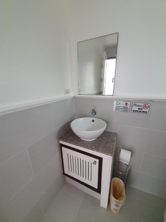 Clubboracay Apartelle Balabag  Ngoại thất bức ảnh