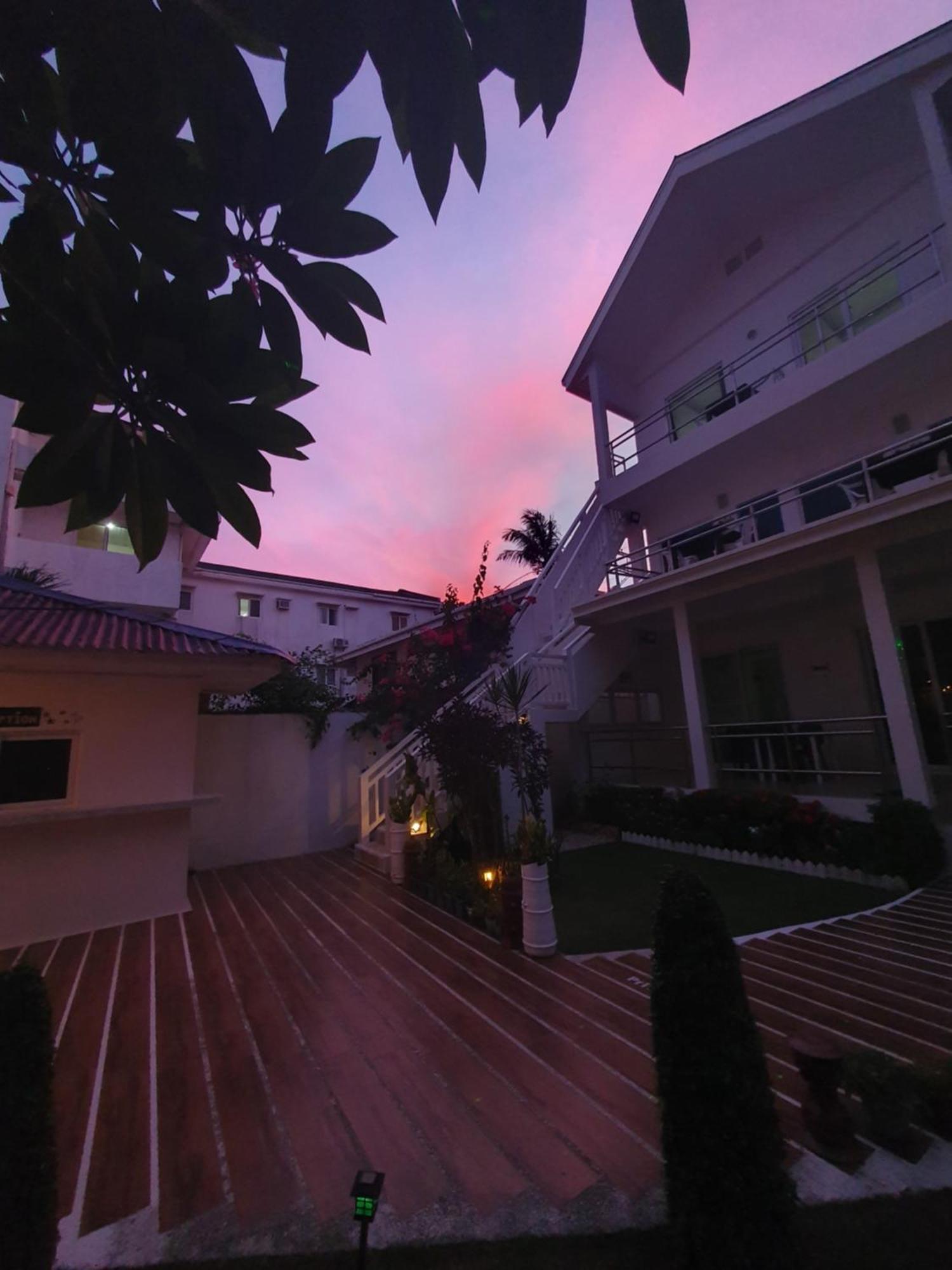 Clubboracay Apartelle Balabag  Ngoại thất bức ảnh